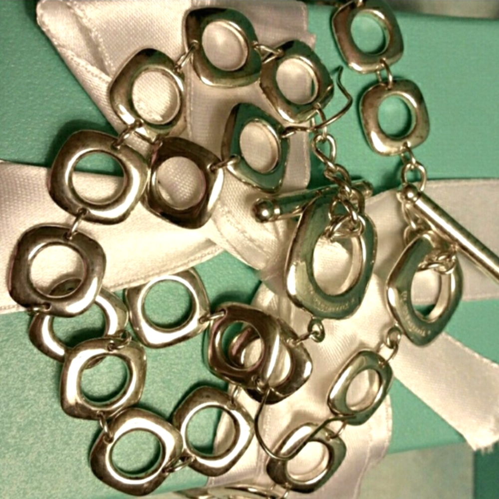 Rare & Retired Tiffany& Co. Necklace